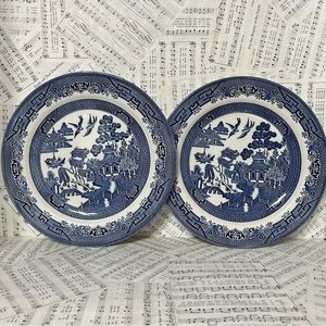 2 Pristine Blue Willow Dinner Plates Churchill Fine China Staffordshire England